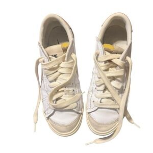 9.5 Nike Blazer Low ‘77 Women’s Pink